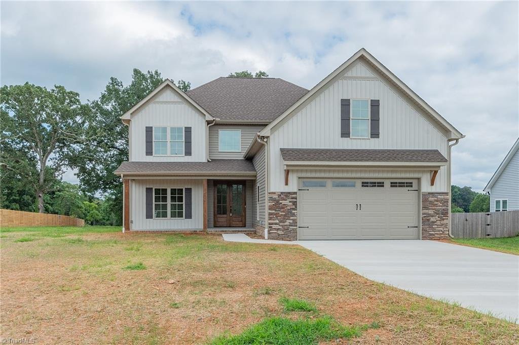 House in Browns Summit, North Carolina, United States 1 - 17169007