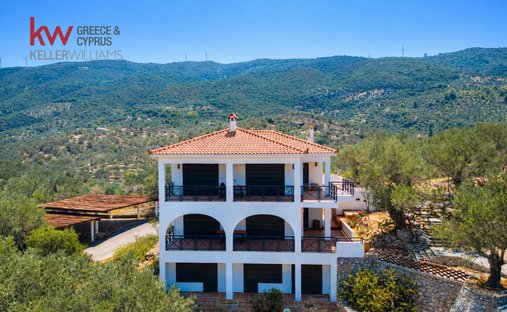 House in Poros, Attica, Greece 1