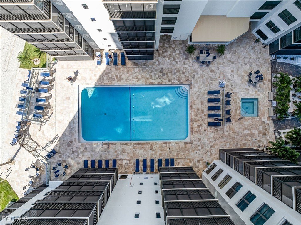 Condo in Fort Myers Beach, Florida, United States 4 - 17172527
