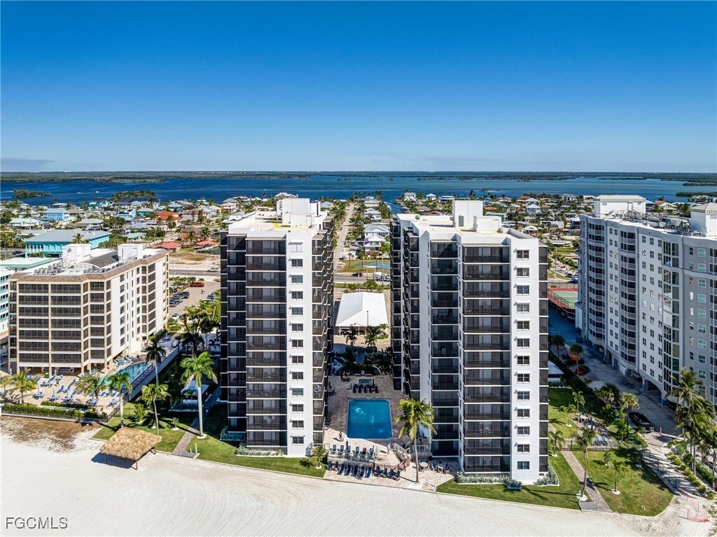 Condo in Fort Myers Beach, Florida, United States 1 - 17172527