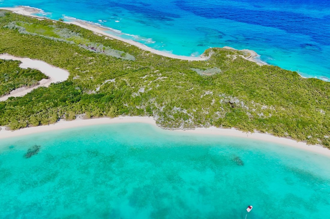 Land in George Town, Exuma, The Bahamas 3 - 17155670