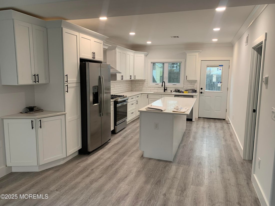 House in Long Branch, New Jersey, United States 3 - 17164587