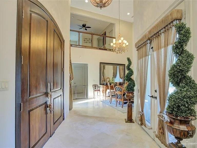 House in McAllen, Texas, United States 2 - 17167142
