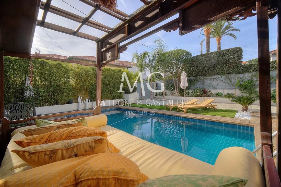 House in Petit-Juas, Cannes, France 2 - 14531627