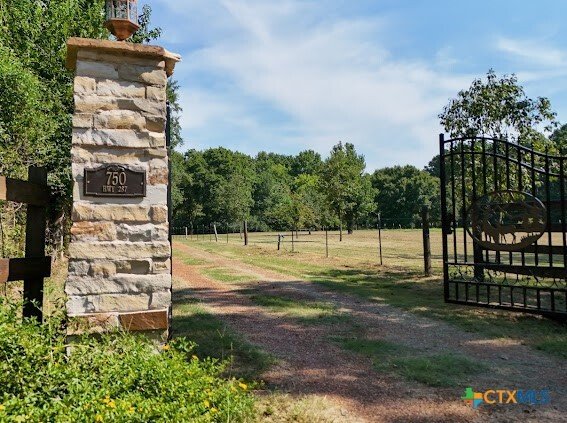 House in Palestine, Texas, United States 2 - 17171395