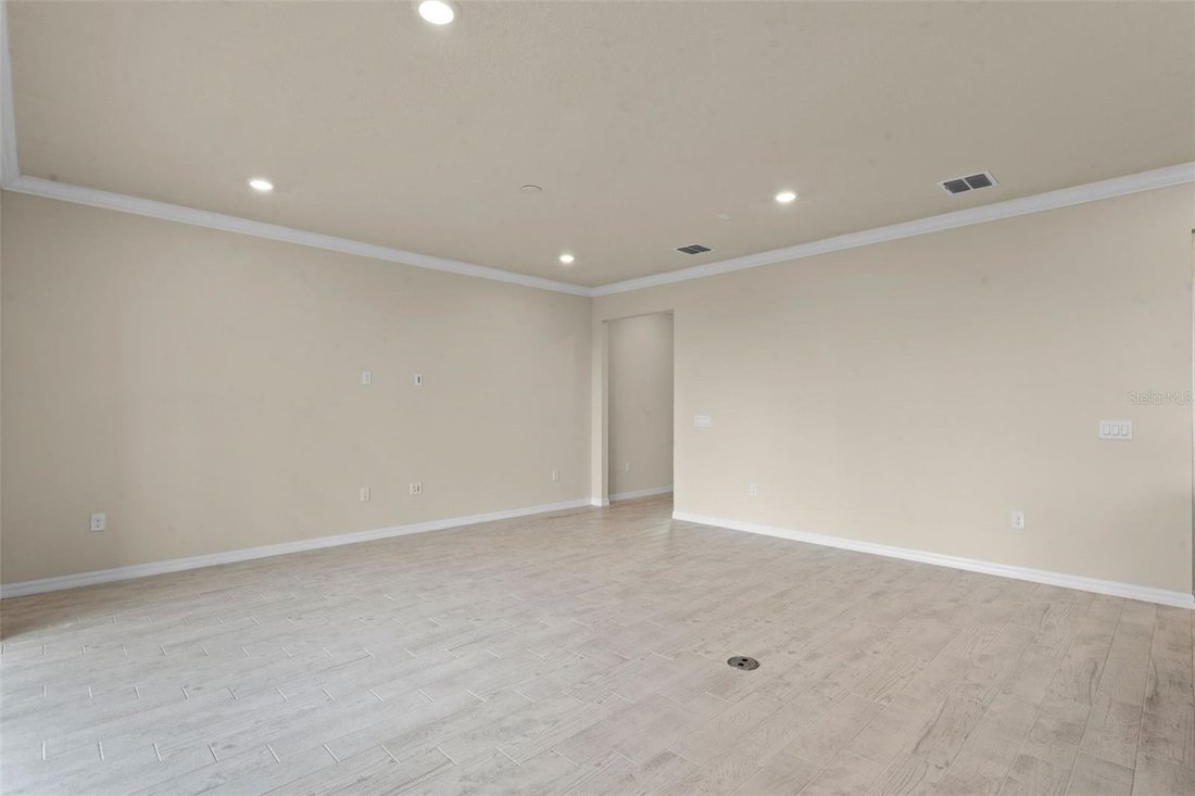 House in Eatonville, Florida, United States 5 - 17181047