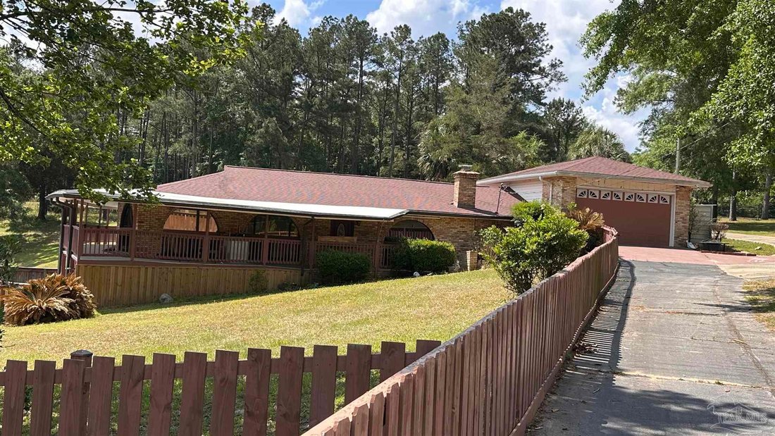 House in Jay, Florida, United States 1 - 17161636