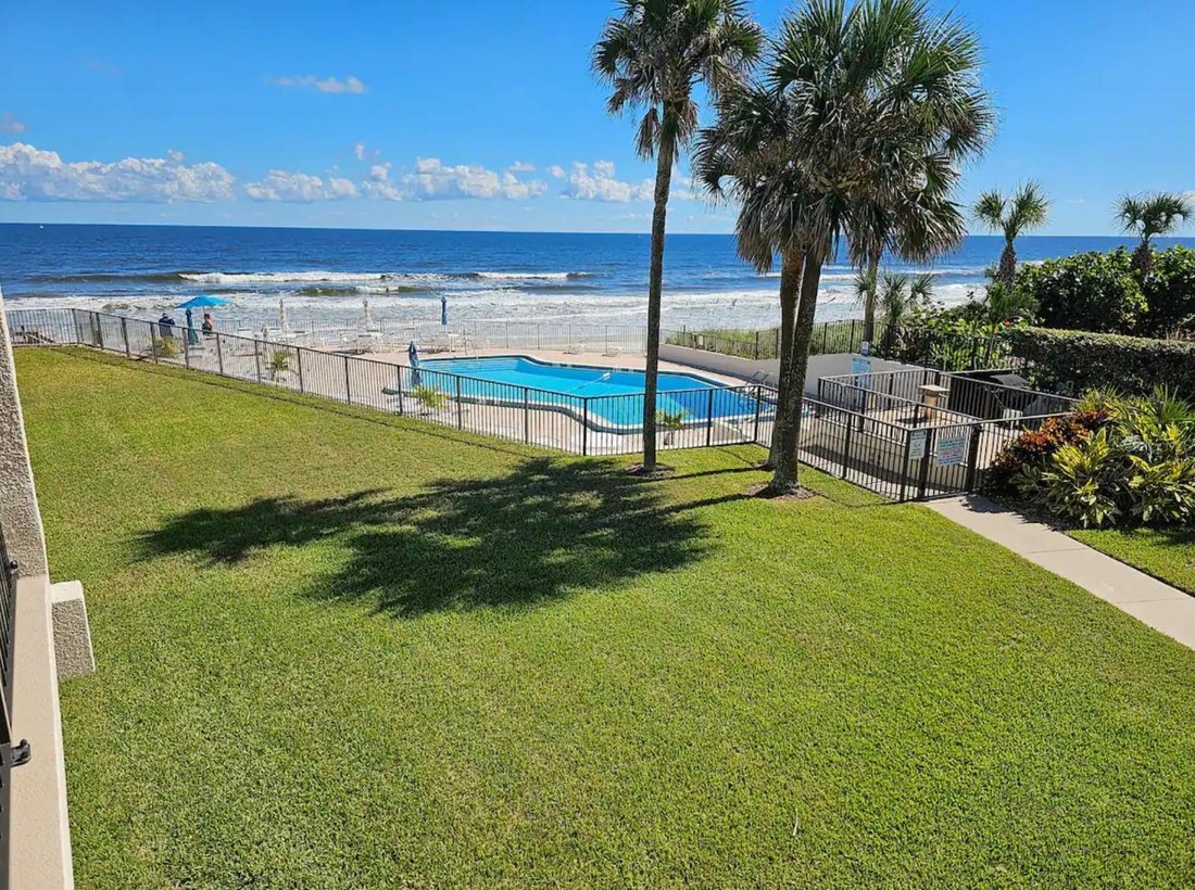 Condo in New Smyrna Beach, Florida, United States 4 - 17185188
