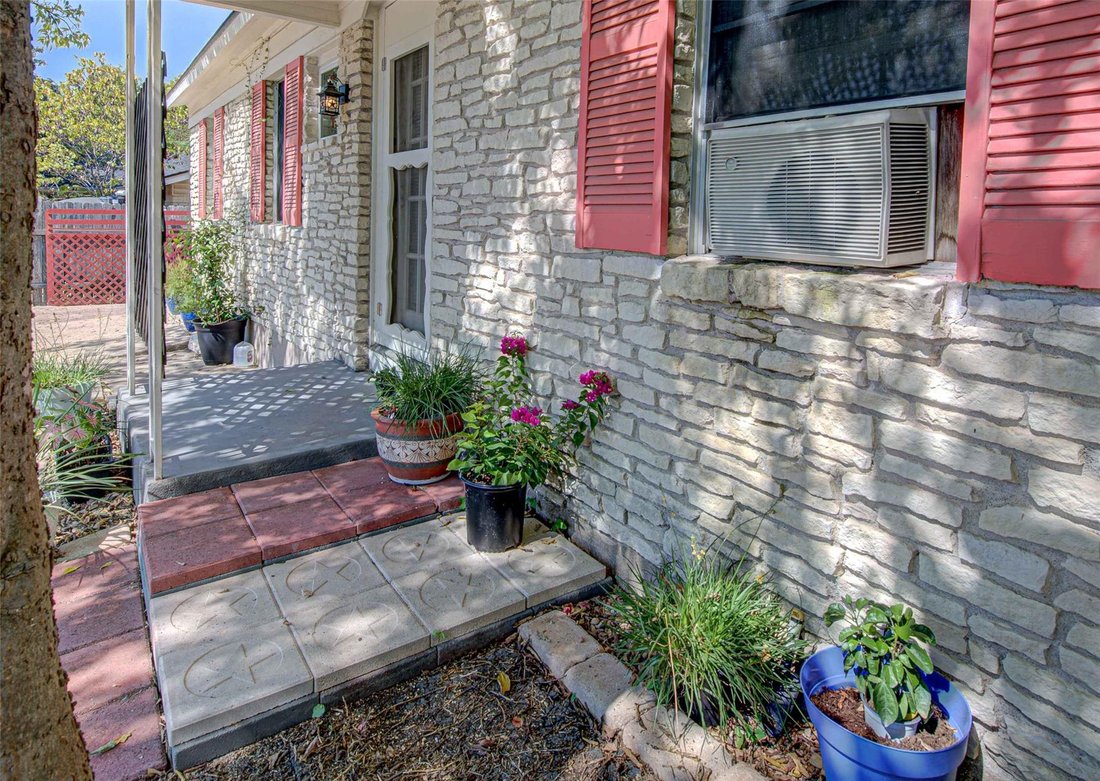 House in Austin, Texas, United States 4 - 17187780