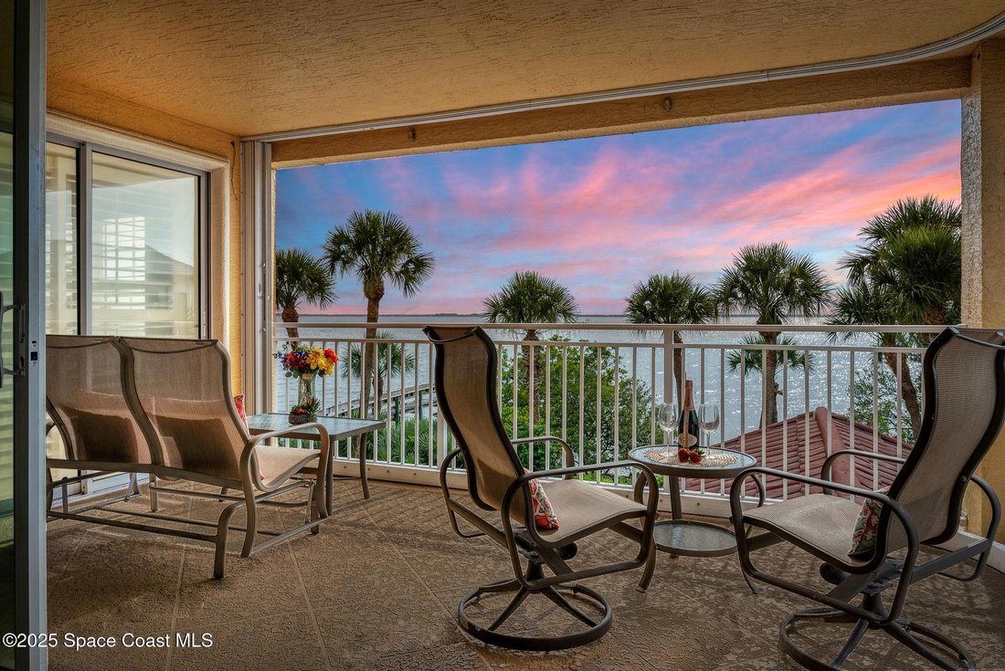 Condo in Cocoa Beach, Florida, United States 3 - 17162329