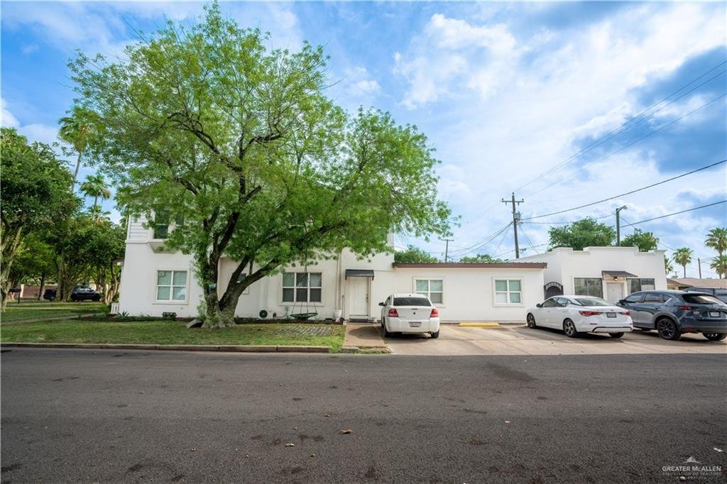 McAllen, Texas, United States 4 - 17166903