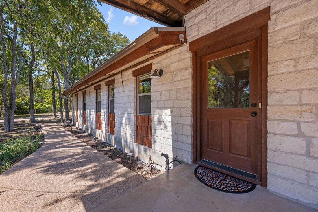 House in Burnet, Texas, United States 5 - 17188795