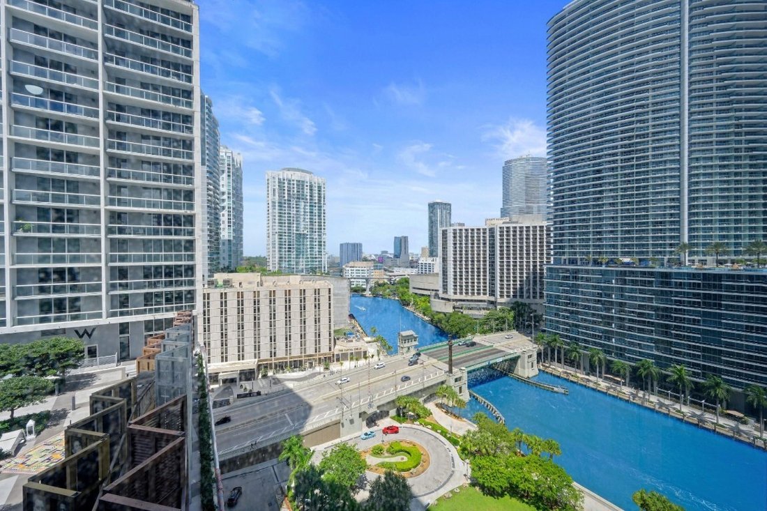 Condo in Miami, Florida, United States 1 - 17177890