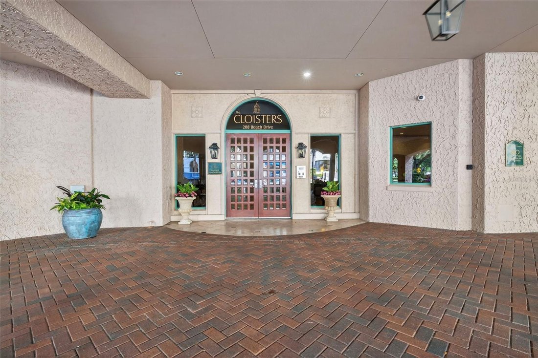 Condo in St. Petersburg, Florida, United States 4 - 17179909