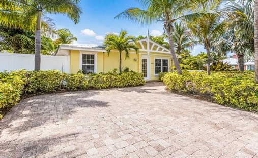 Condo in Holmes Beach, Florida, United States 1