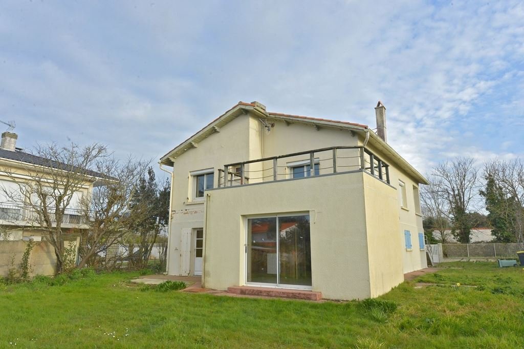 House in Nord Est Vallieres, Saint-Georges-de-Didonne, France 2 - 17155415