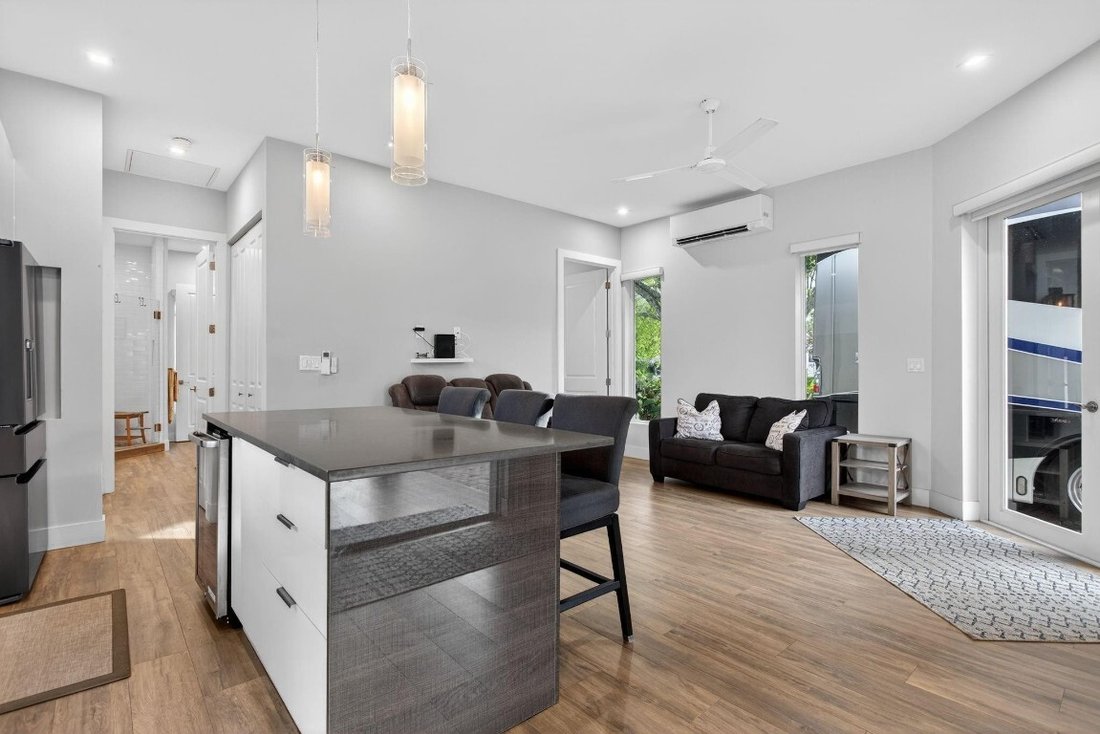 Condo in North Lauderdale, Florida, United States 3 - 17175947