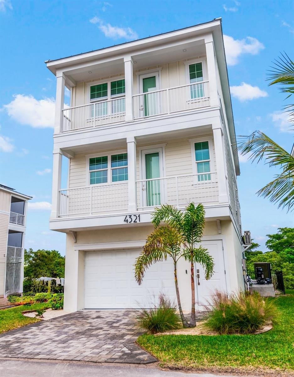 House in Cortez, Florida, United States 1 - 17179638
