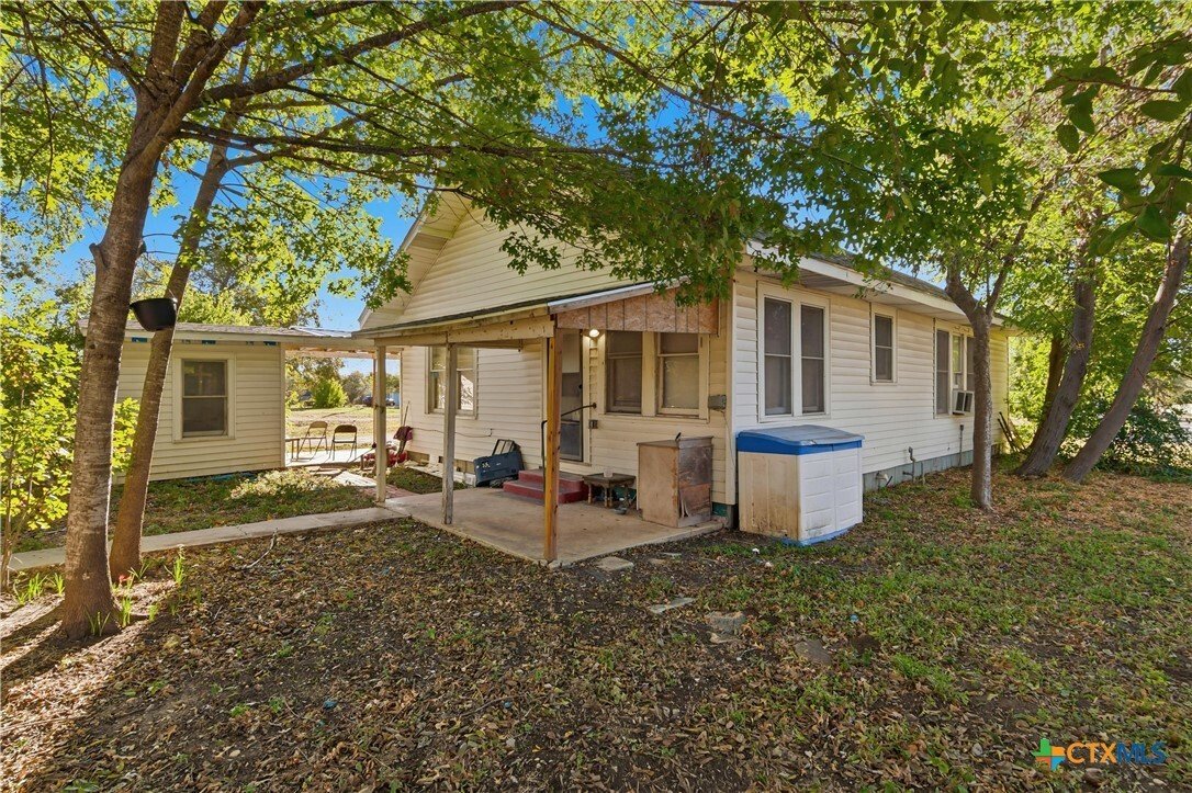 House in Seguin, Texas, United States 1 - 17170646