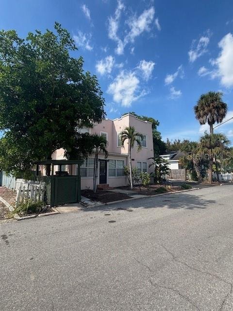 Clearwater, Florida, United States 5 - 17181925