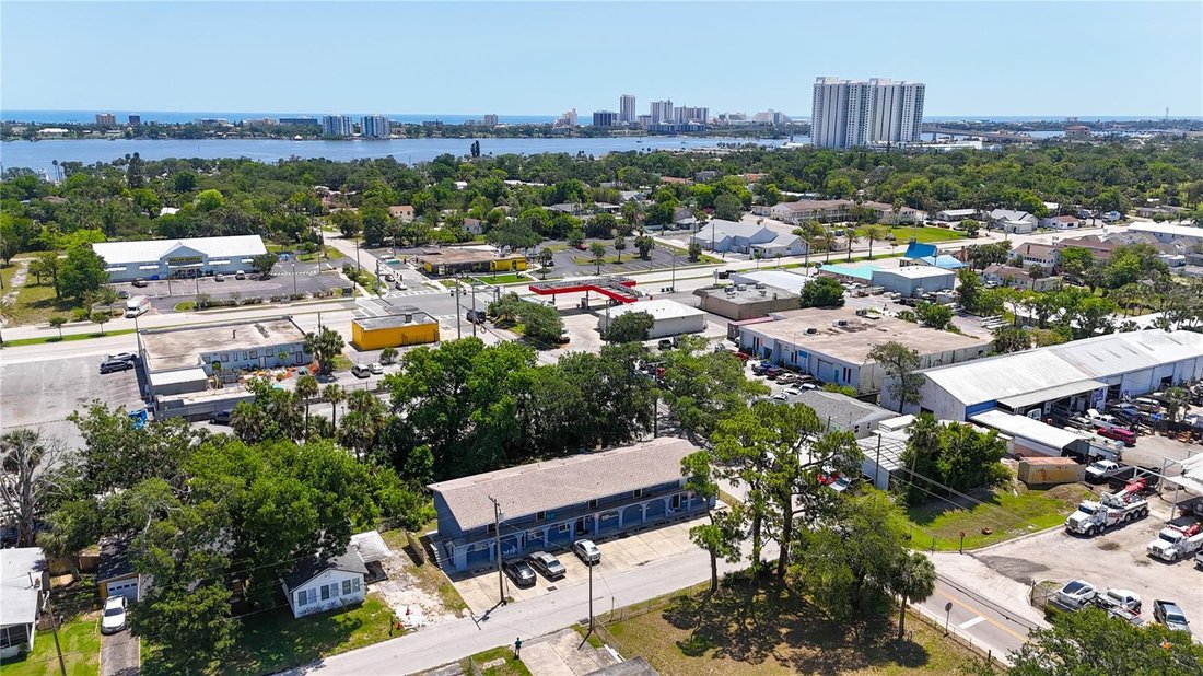 Holly Hill, Florida, United States 4 - 17179835
