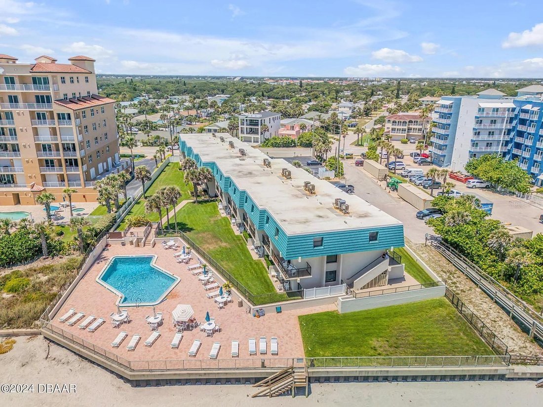 Condo in New Smyrna Beach, Florida, United States 1 - 17185188