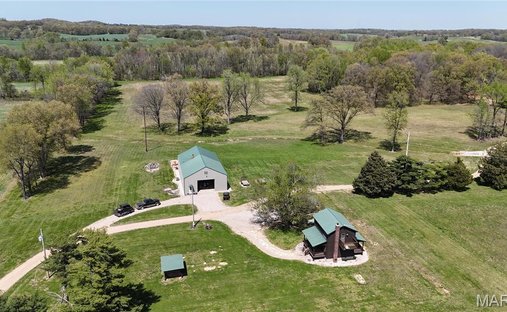 House in Bloomfield, Missouri, United States 1