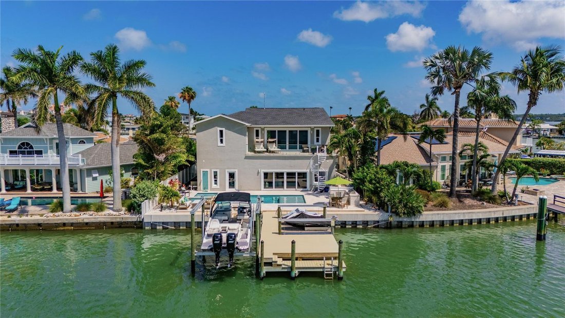 House in Madeira Beach, Florida, United States 1 - 17179451