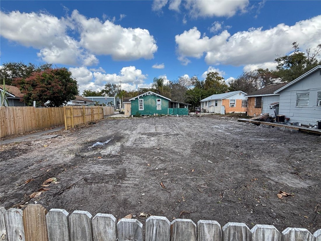 Tampa, Florida, United States 5 - 17178599