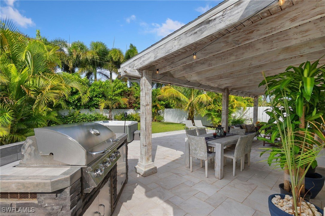 House in Naples, Florida, United States 1 - 17172579