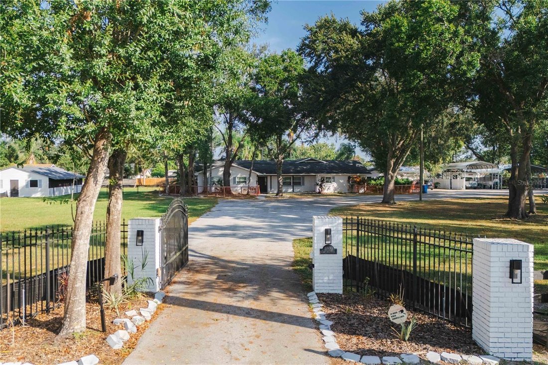 House in Tampa, Florida, United States 3 - 17184351