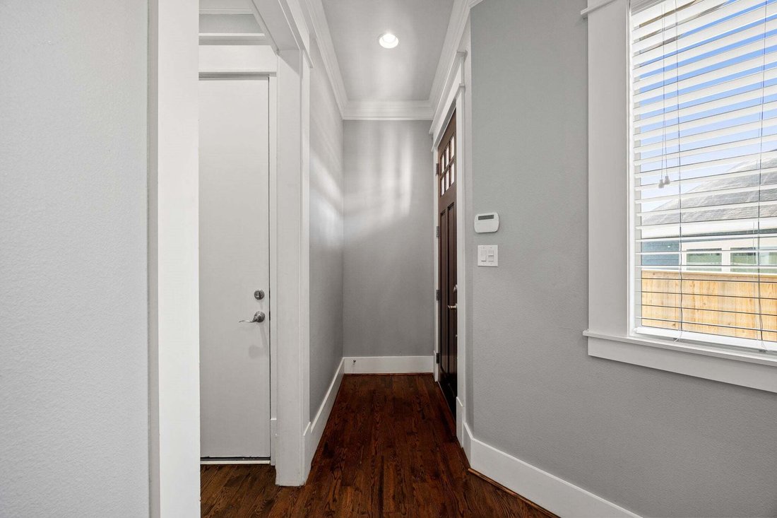 House in Houston, Texas, United States 5 - 17155076