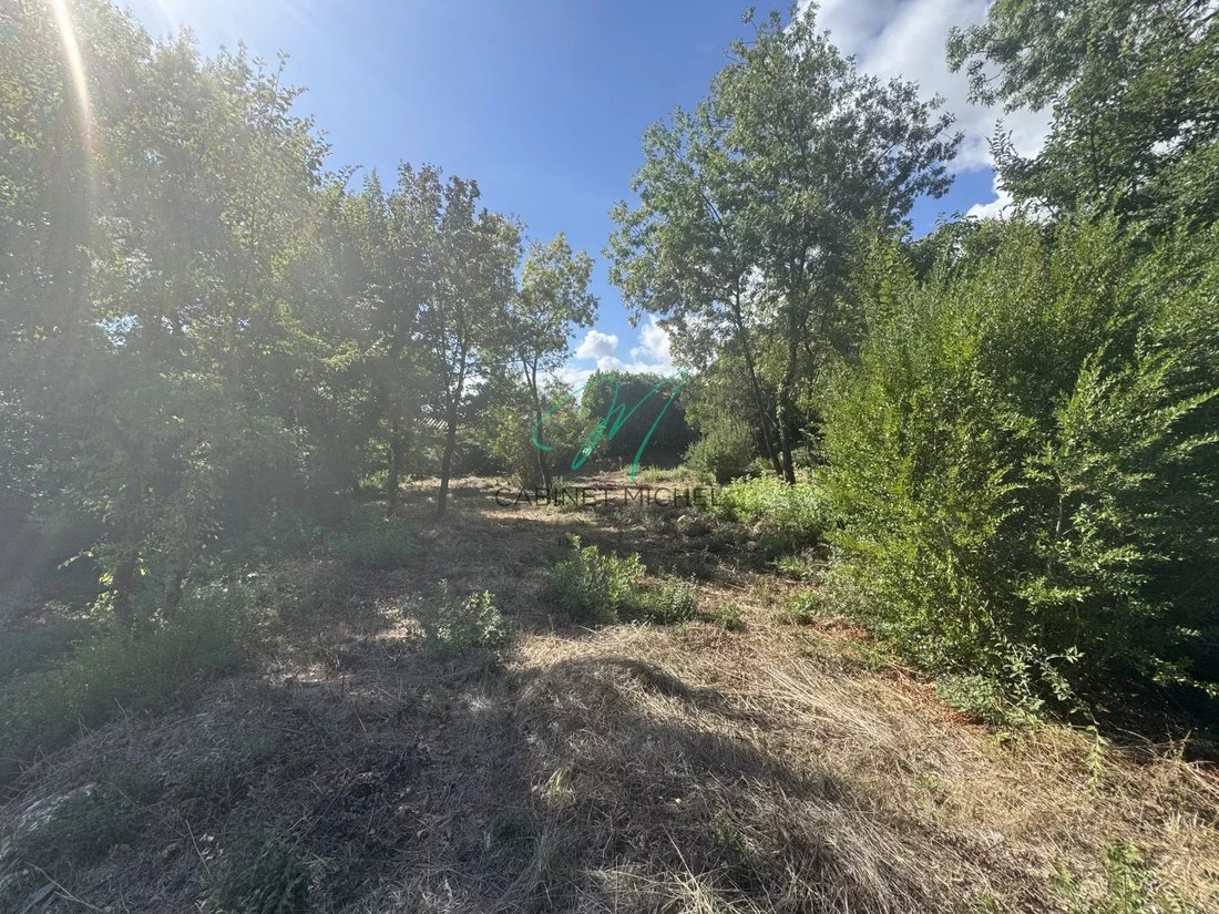 Terreno en Le Rouret, Provenza-Alpes-Costa Azul, Francia 3 - 16853516