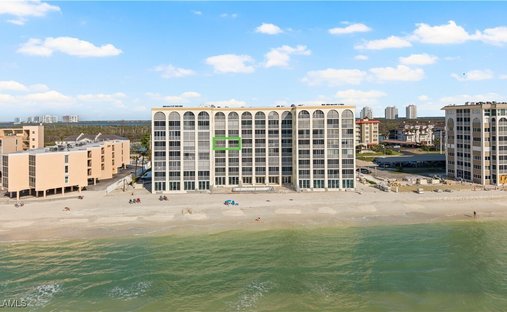 Condo in Bonita Springs, Florida, United States 1