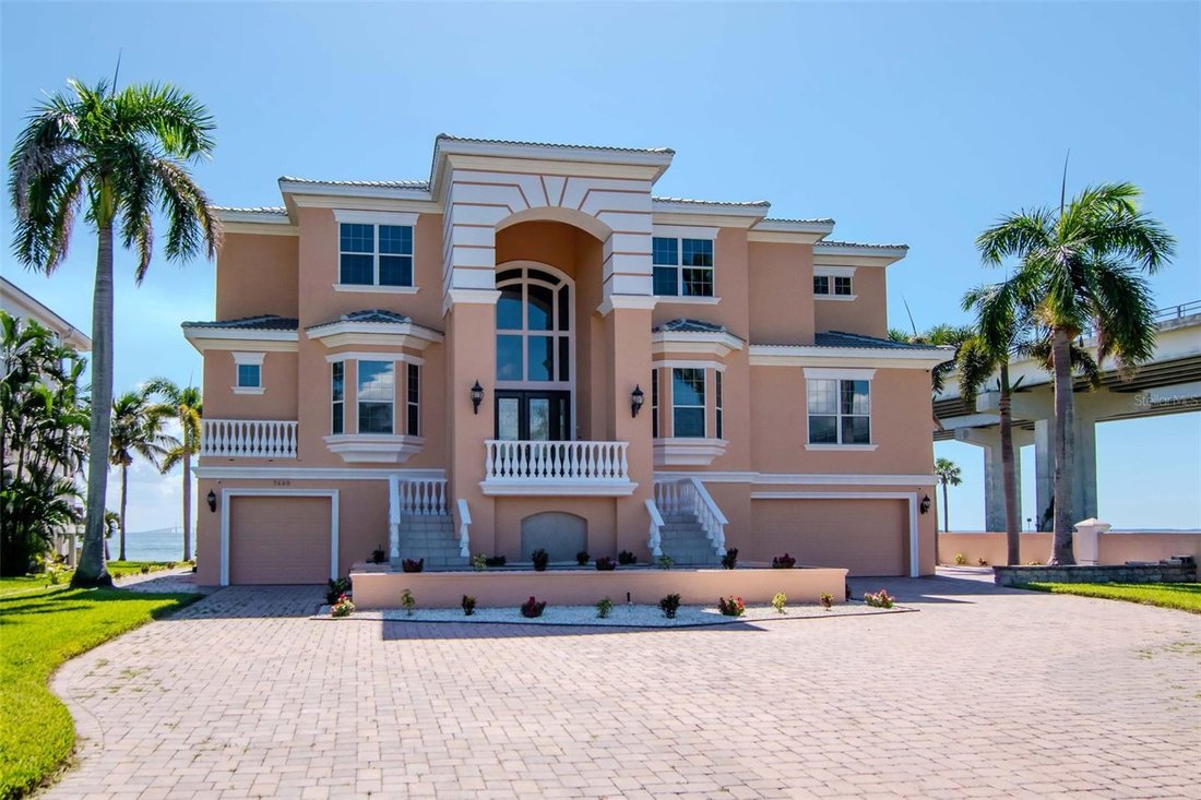 House in St. Petersburg, Florida, United States 2 - 17179356