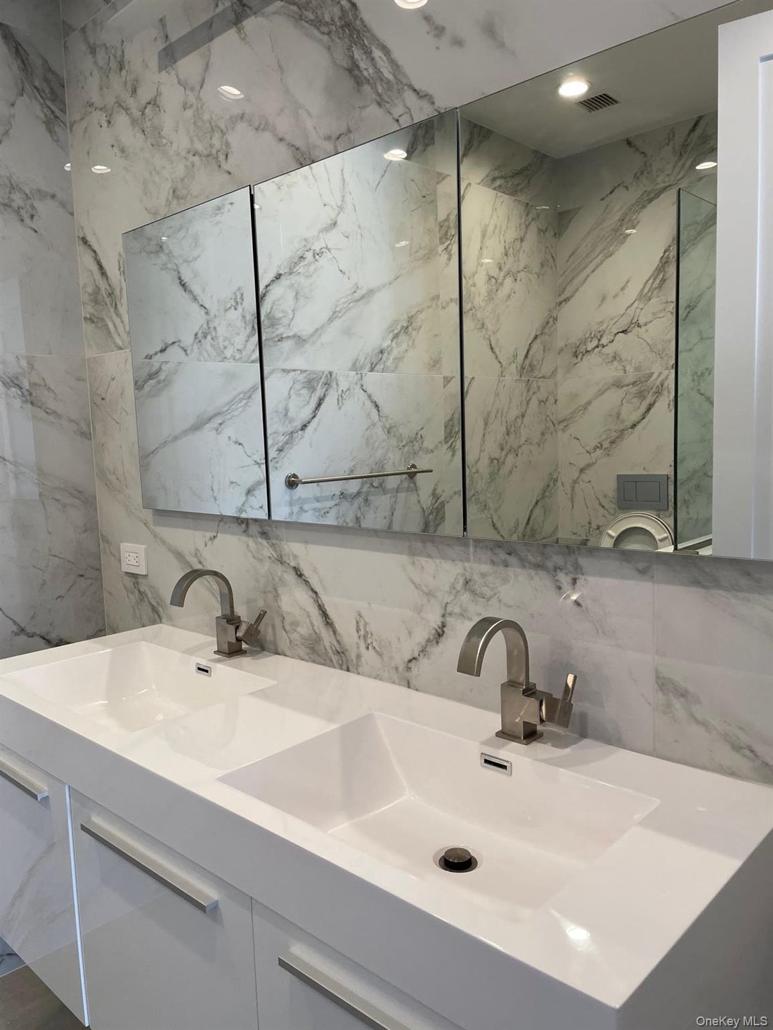 Condo in New York, New York, United States 4 - 17168214