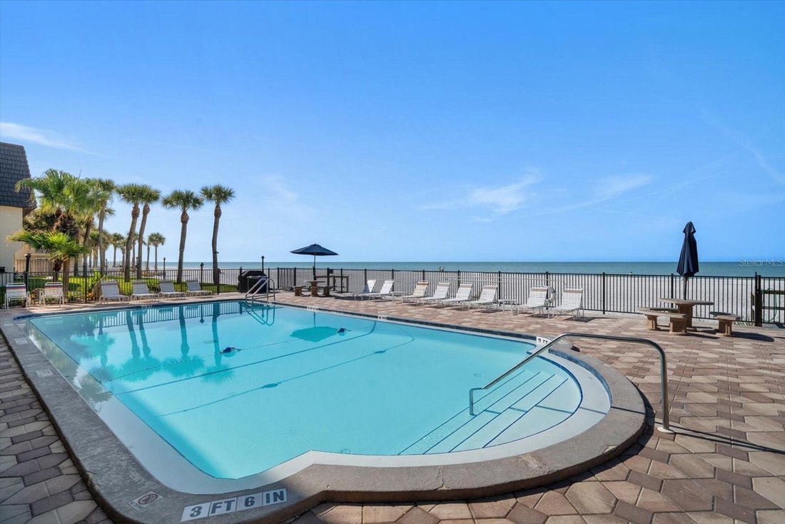 Townhouse in Indian Shores, Florida, United States 2 - 17183093