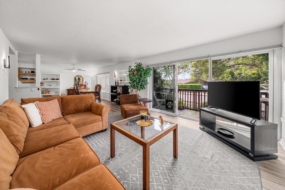 Condo in Santa Barbara, California, United States 2 - 17161300
