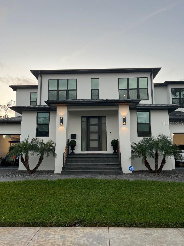 House in St. Petersburg, Florida, United States 1 - 17179347
