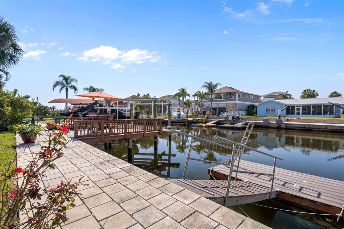 House in Hudson, Florida, United States 3 - 17185262