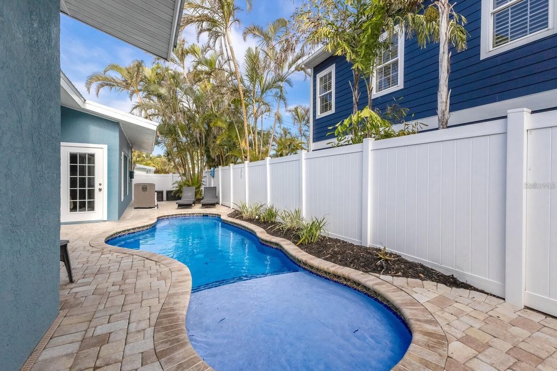 House in Holmes Beach, Florida, United States 2 - 17181652