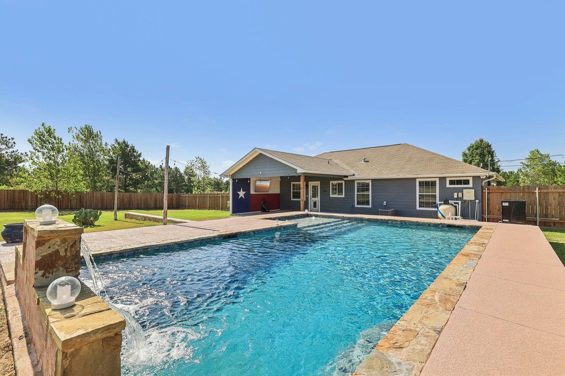House in Bastrop, Texas, United States 1 - 17190423