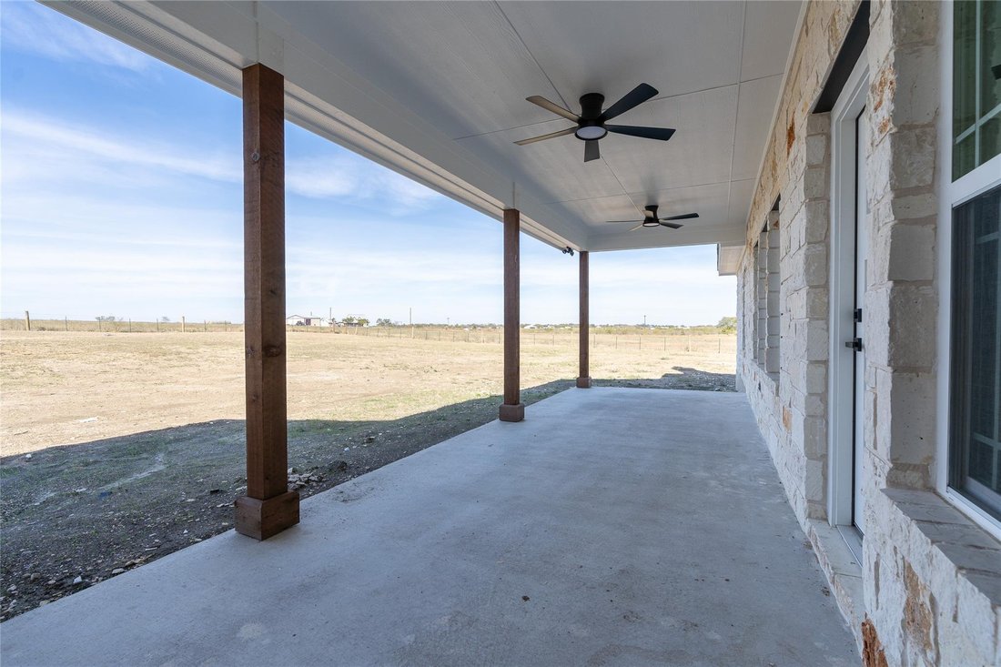House in Lockhart, Texas, United States 3 - 17188294