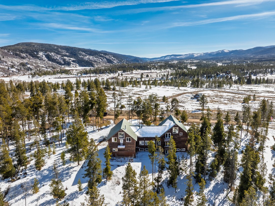 House in Oak Creek, Colorado, United States 2 - 17133849