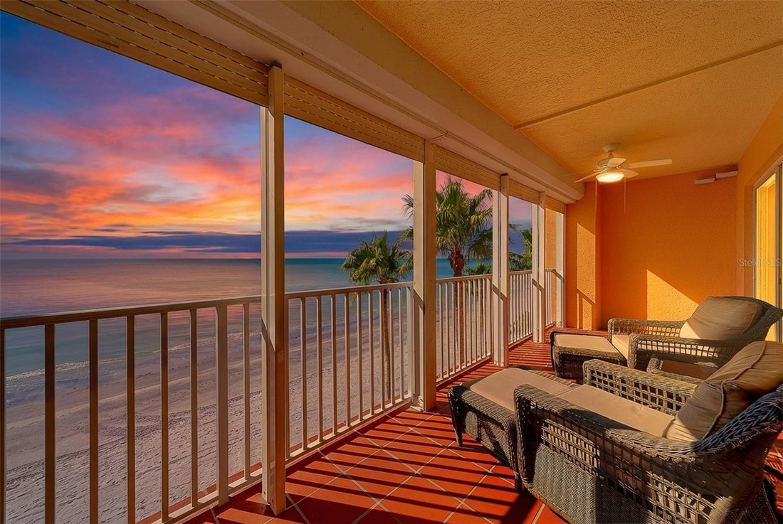 Condo in Madeira Beach, Florida, United States 1 - 17185406