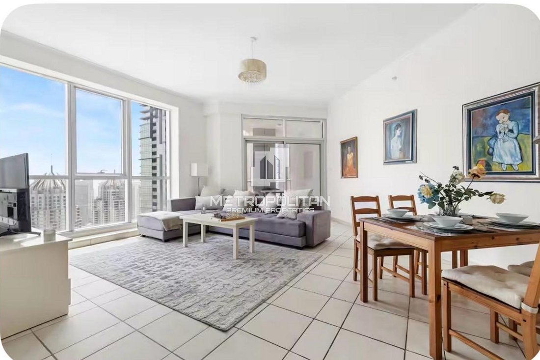 Apartment in Dubai Marina / Marsa Dubai, Dubai, United Arab Emirates 1 - 17155835
