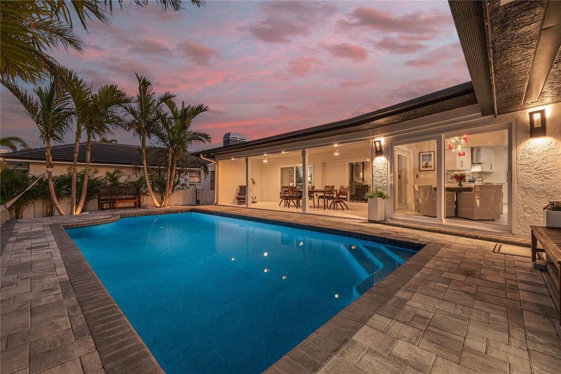 House in St. Petersburg, Florida, United States 4 - 17185329