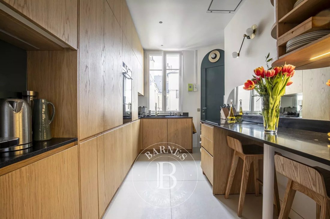 Apartment in Gros Caillou, Paris 7e Arrondissement, Paris 5 - 17154645