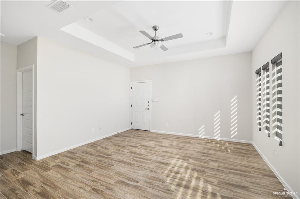 Edinburg, Texas, United States 2 - 17166890