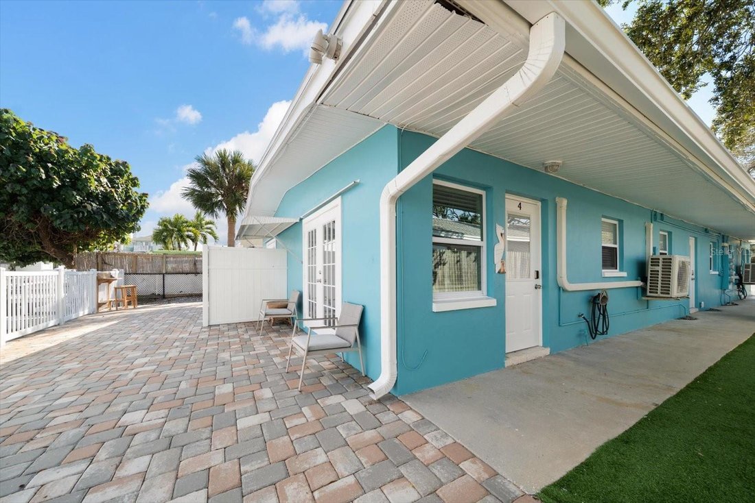 Indian Shores, Florida, United States 2 - 17179976